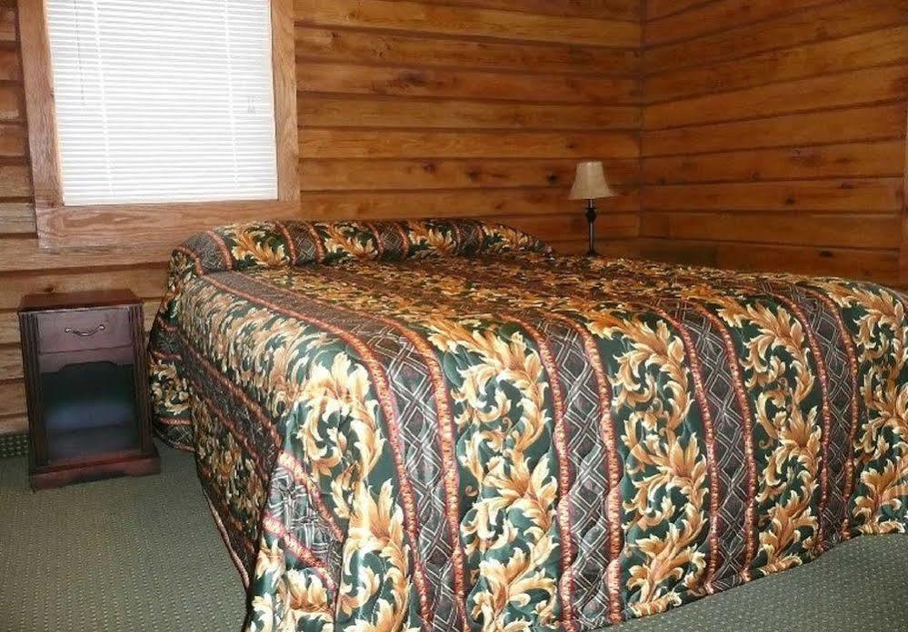 Mariner'S Village Resort Carlyle Buitenkant foto