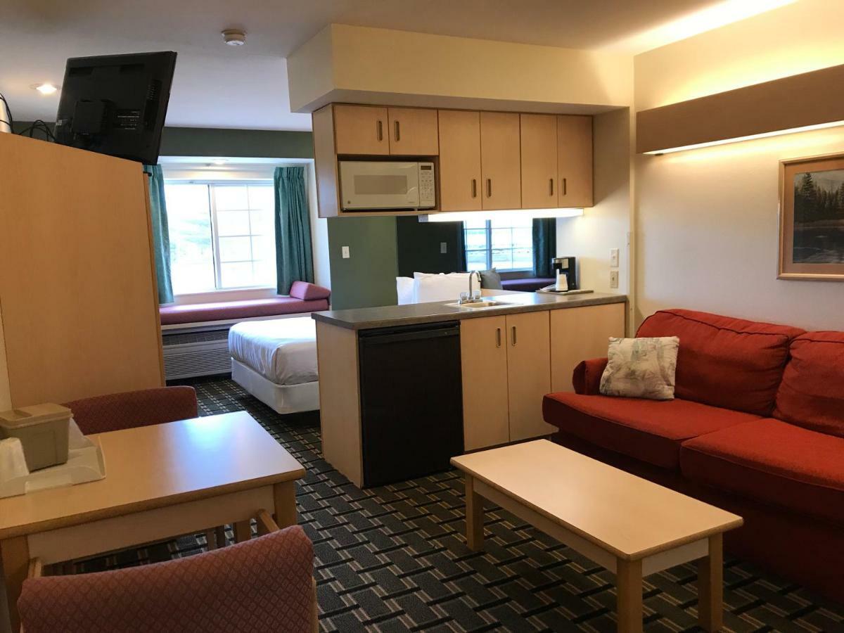 Mariner'S Village Resort Carlyle Buitenkant foto
